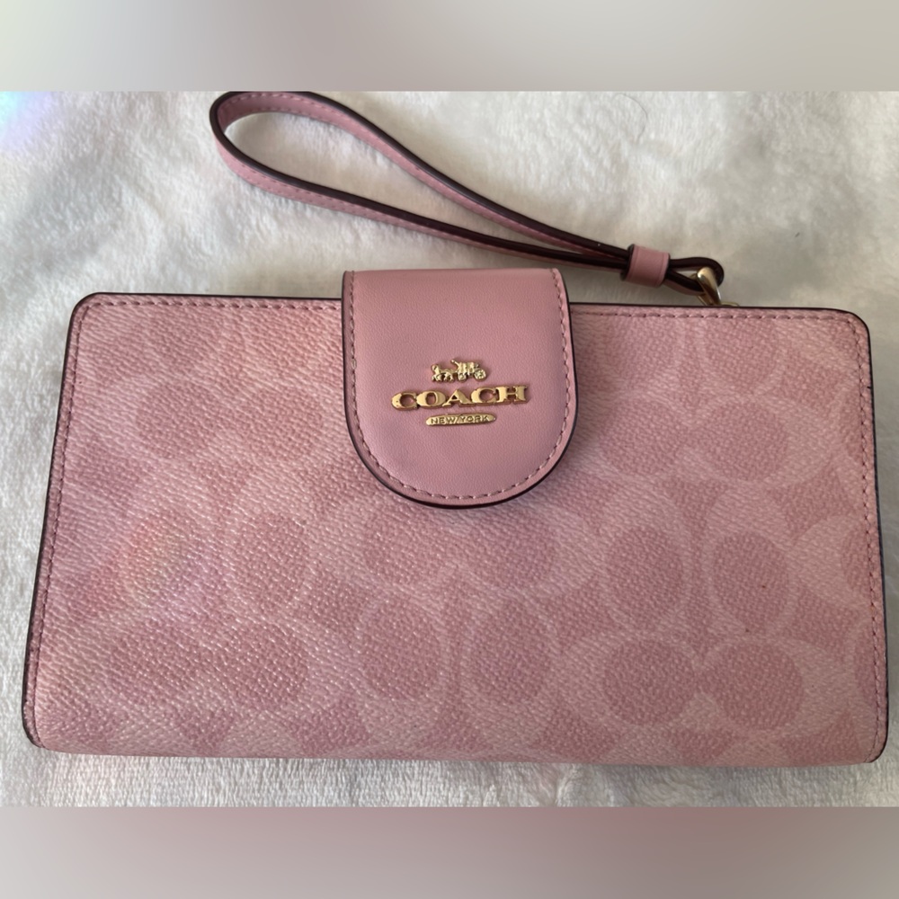 Coach Signature Pink Wristlet Clutch